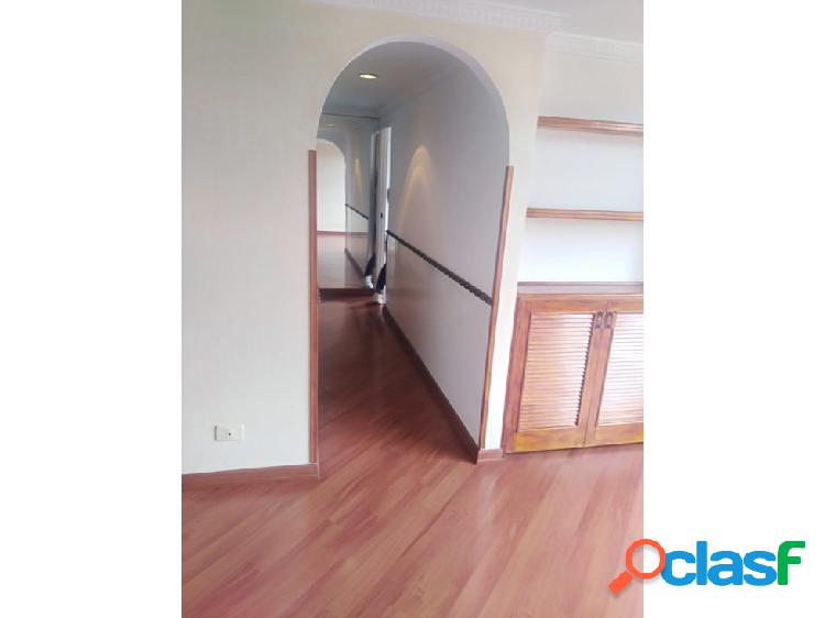 ARRIENDO APARTAMENTO COLINA CAMPESTRE