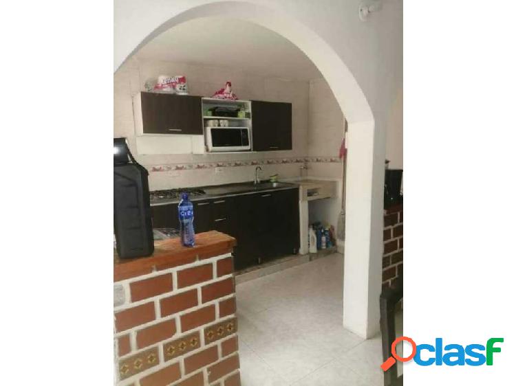 Apartamento De Segundo Piso En Venta 63m2 El Cairo Bello