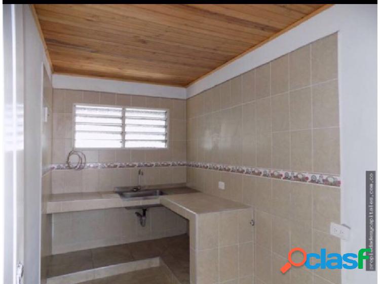 Apartamento en arriendo en La Base, Cali