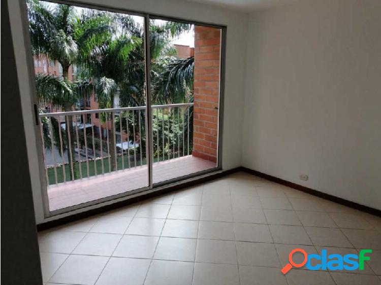 Apartamento en arriendo en el sector de la aguacatala