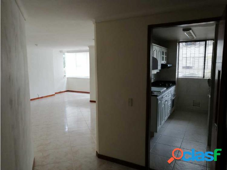 Apartamento en arriendo en el sector del poblado cerca al