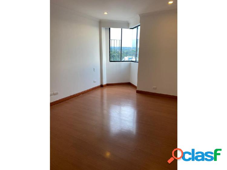 Apartamento para venta en Pinares