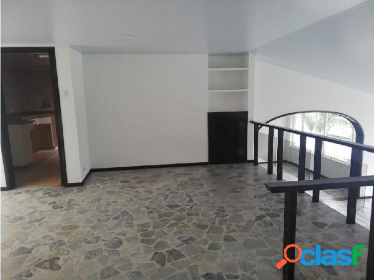 Arrienda Casa Comercial Sector Guayacanes