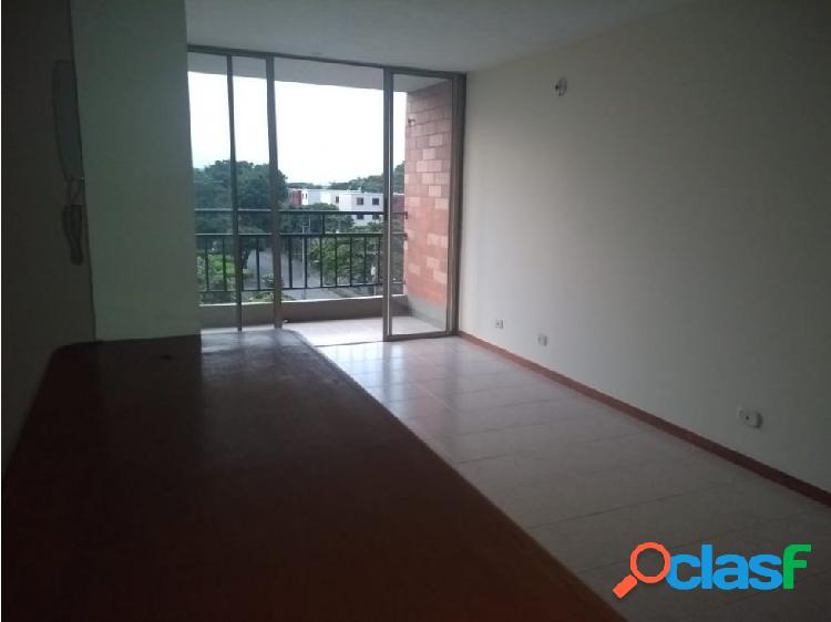 Arriendo apartamento en La Hacienda, Sur, Cali