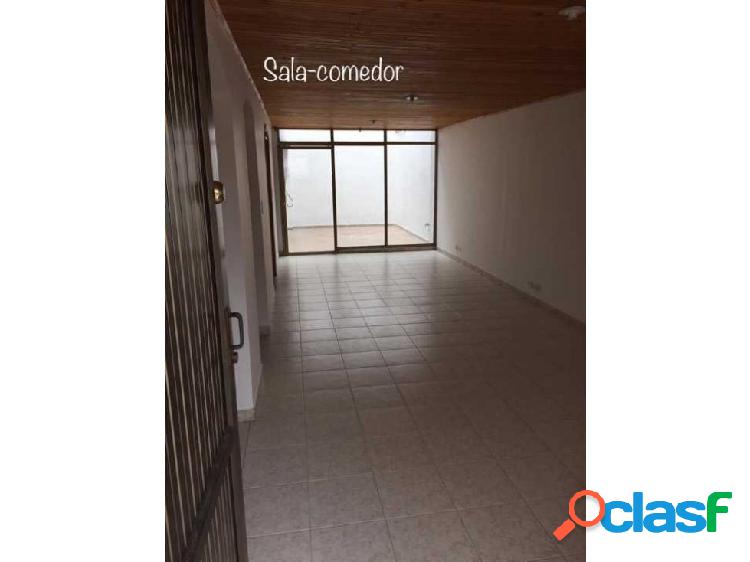 CASA EN VENTA BARRIO GALAN