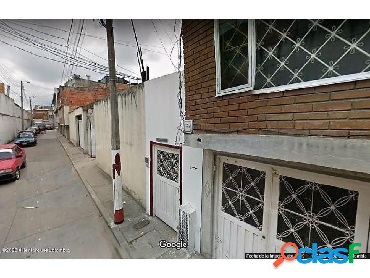 Casa en San Jose Fontibon(Bogota) RAH CO: 20-1317