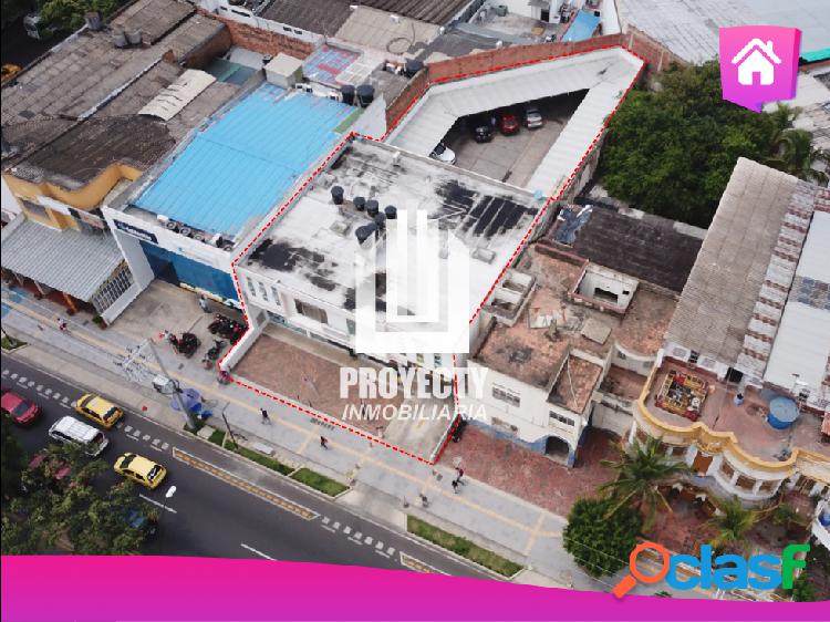 Parqueadero Central Cúcuta con Locales y Apartamentos