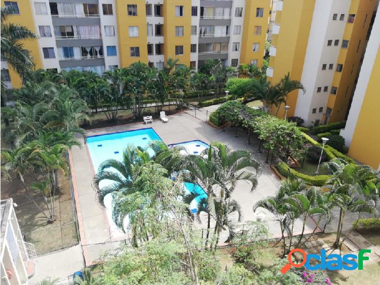 SE VENDE APARTAMENTO EN ALFEREZ REAL - CALI SUR