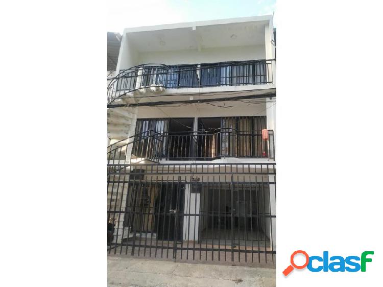 SE VENDE APARTAMENTO EN CALI