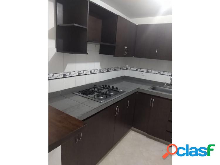 SE VENDE APARTAMENTO EN MADERA