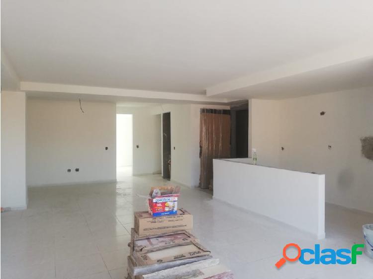 SE VENDE APTO EN LAURELES, P7 PARA ESTRENAR