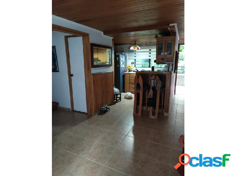 SE VENDE CASA EN ENVIGADO EL PORTAL.