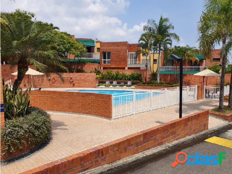 Se Vende Casa en Los jockie Club 3 (J,S)