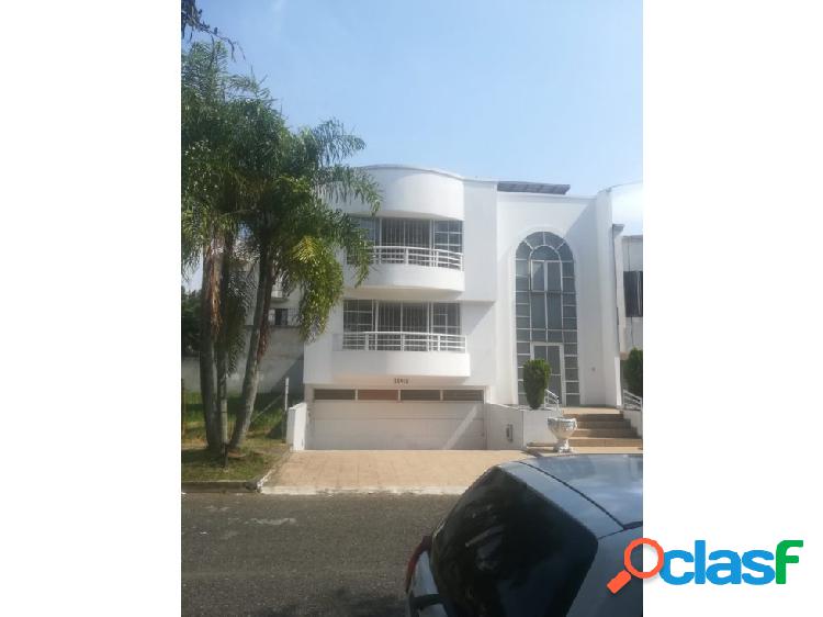 Se Vende Casa en el Ingenio (j,s)