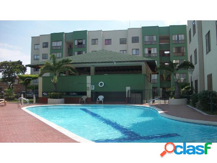 Se vende apto piso 5 sin ascensor en la ciudad de Palmira