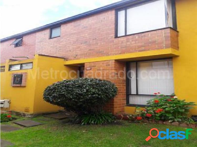 Se vende casa en chia conjunto cerca al parque principal