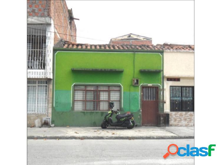Se vende casa en el barrio Belalcázar