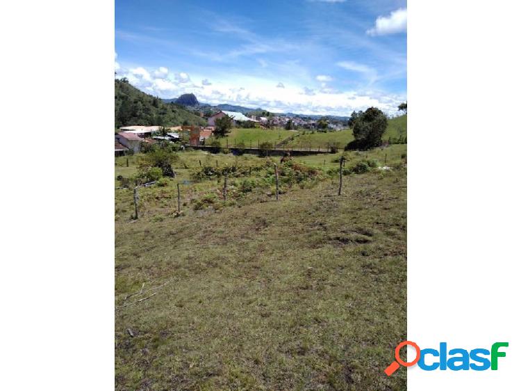 Se vende lote 3400 mt2 en Guatape Antioquia