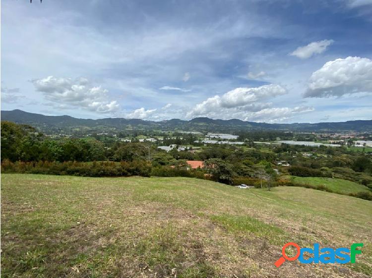 VENDO LOTE CON VISTA PANORÁMICA EN HACIENDA EL CAPIRO - LA