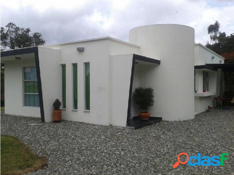 VENTA CASA CAMPESTRE ENVIGADO