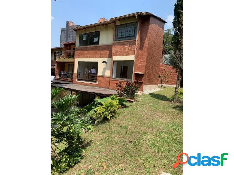 VENTA CASA ENVIGADO LOMA DE LOS MESA