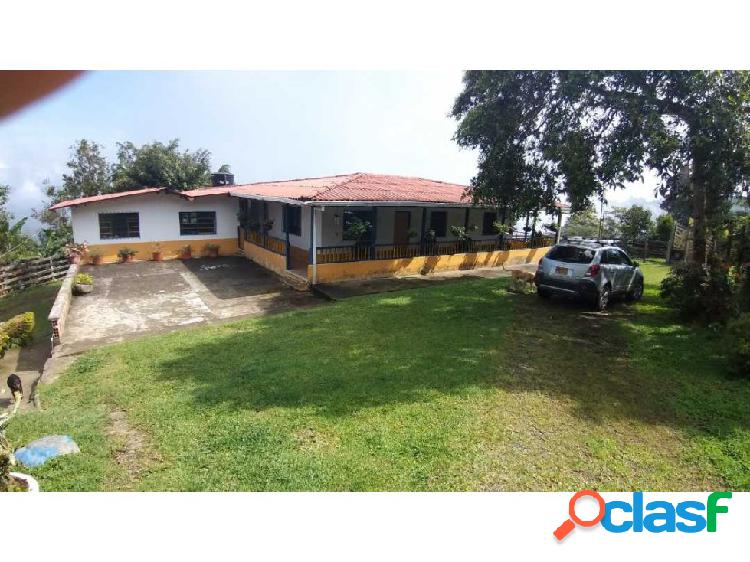 VENTA FINCA EN PEREIRA