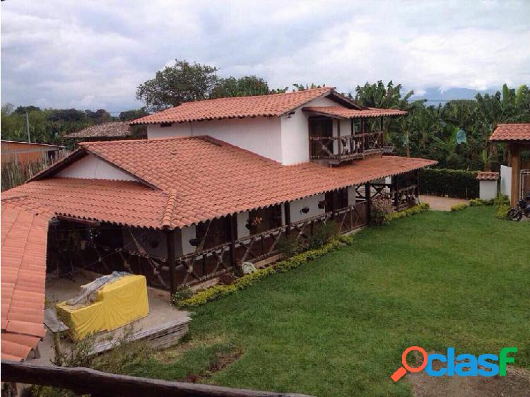 VENTA FINCA HOTEL CHALET LA CARMELITA-QUINDIO