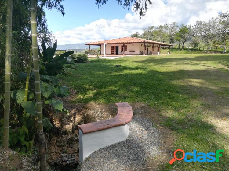 VENTA PRECIOSA FINCA EN VENECIA, ANTIOQUIA