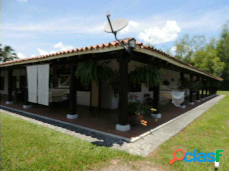 Vendo espectacular casa Campestre en rozo con terminados de