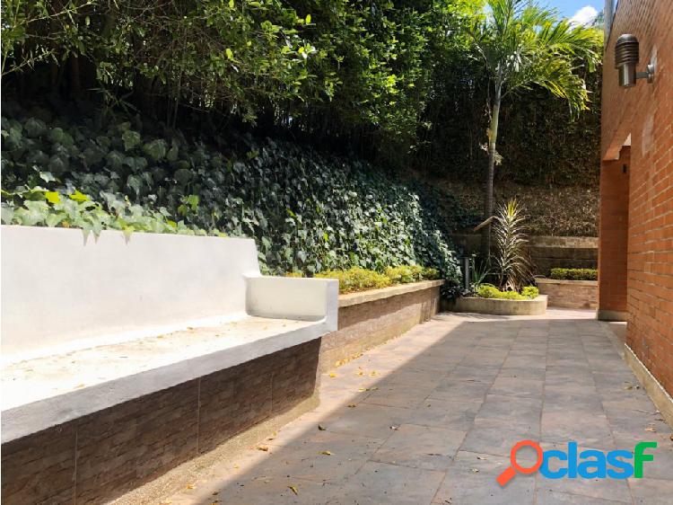 Venta casa Loma de los Benedicitnos - Envigado