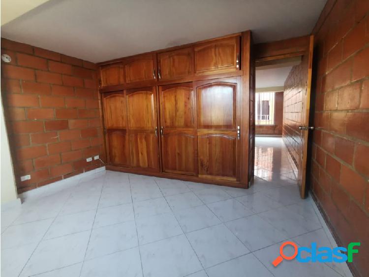 Venta de Apartaestudio Manrique Central