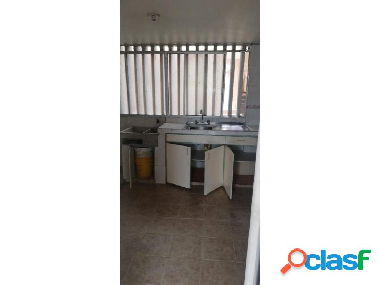 ARRENDAMIENTO APARTAMENTO 702