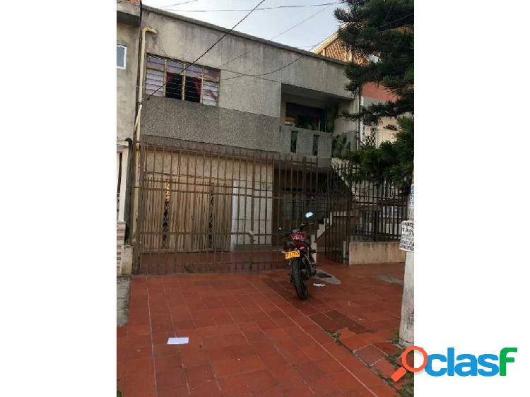 SE VENDE CASA CALI NORTE, LA BASE (CN)