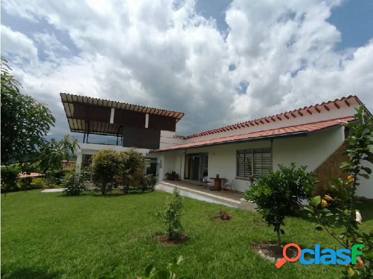 VENTA CASA CAMPESTRE CONJUNTO CERRADO CALARCA