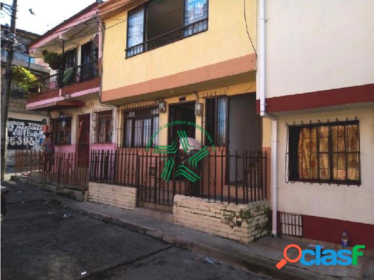 Vendo Casa 2 plantas Barrio Rafael Uribe Cuba