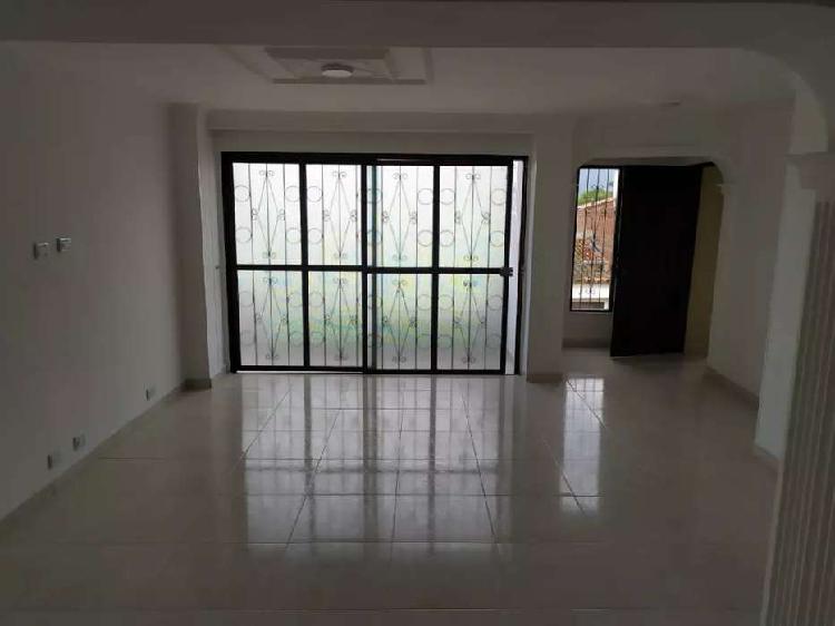 ARRIENDO APTO BARRIO LA JOYA