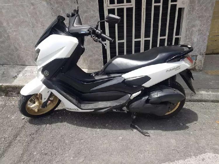 Moto nmax 2018