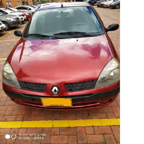 Renault Clio rojo - Excelente estado
