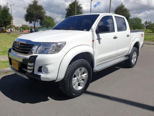 Toyota Hilux Doble Cabina 4x4 Diesel 2.5l Full Equipo 2014