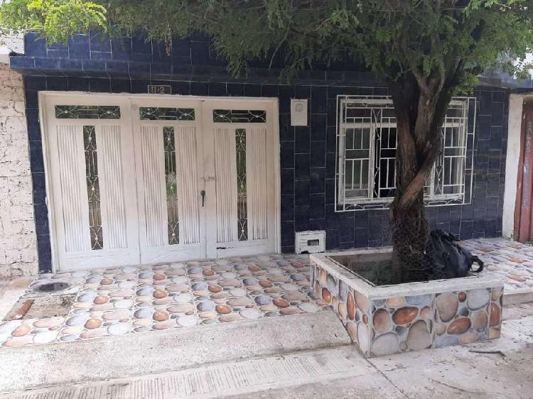 VENDO CASA EN CARTAGO CERCA AL CENTRO COMERCIAL SANTIAGO