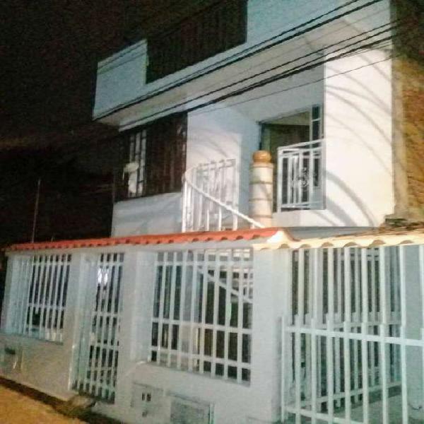 VENTA DE CASA EN CIUDAD CORDOBA ORIENTE DE CALI