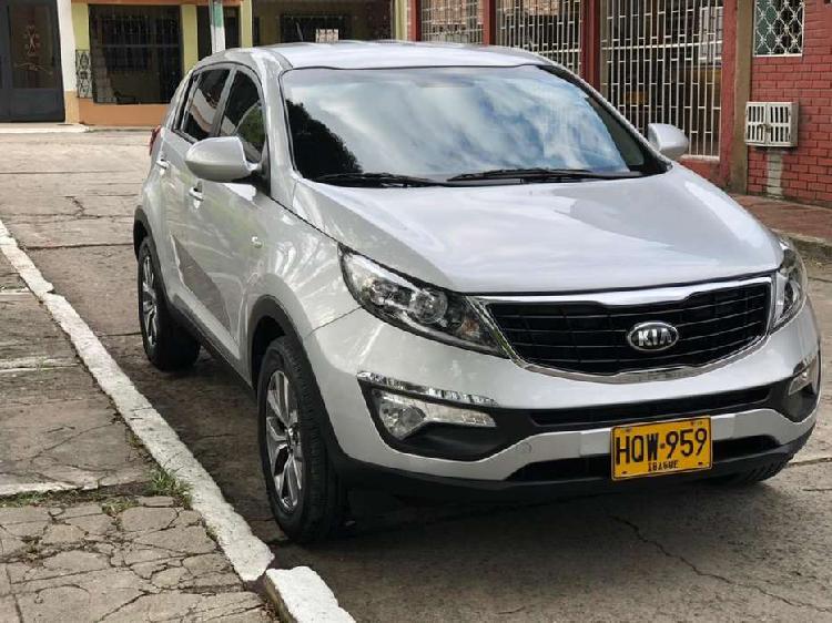 Vendo camioneta kia new sportage como nueva sin detalles