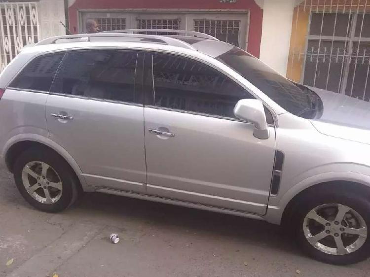 Se vende camioneta esta como nuevo poco recorrido todos los