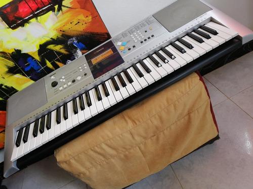 Teclado Piano Organeta Yamaha Psr E323 Sensible Buen Estado