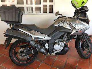 VENDO MOTO V-STROM 650 BONITA