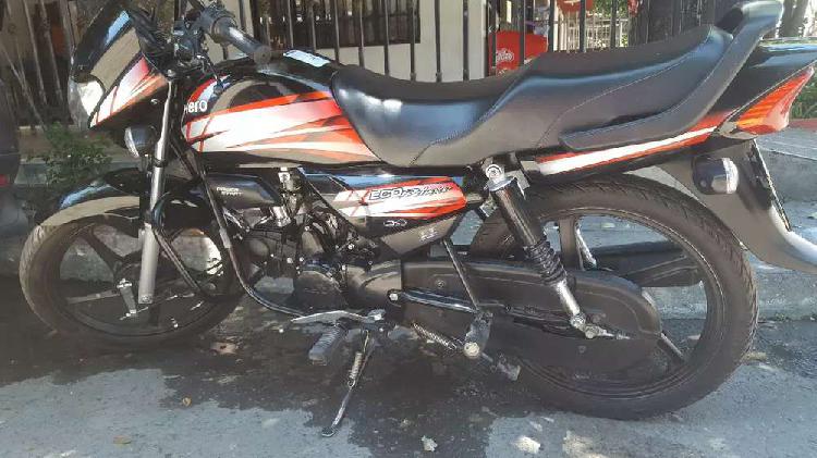 VENDO o cambio MOTO ECO DELUX 2020 COMO NUEVA