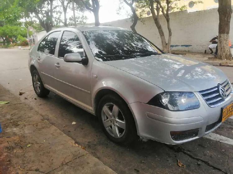 Vendo hermoso volwagen jetta 2.0 automático