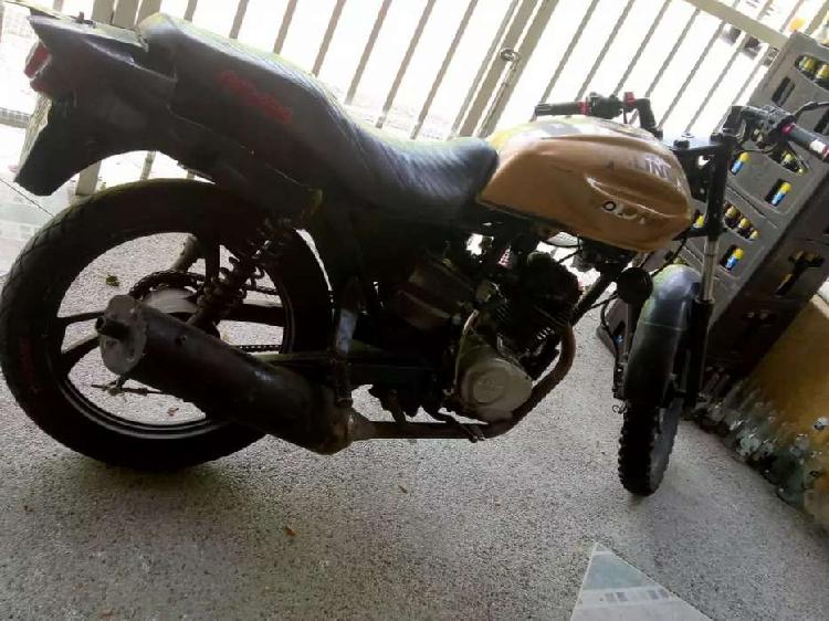 Vendo moto jialing 135