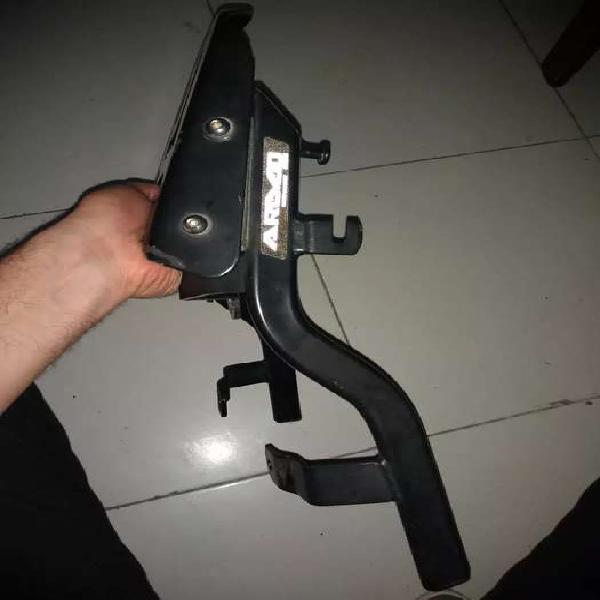 Vendo parrilla de FZ 16 marca armó 2013-2015