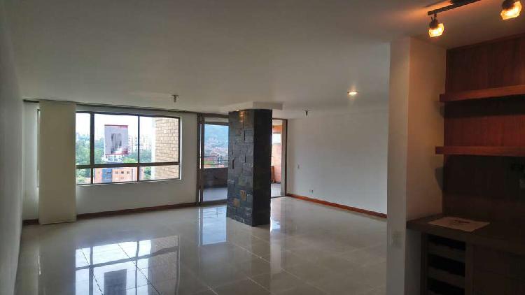 SE ARRIENDA APARTAMENTO EN EL CAMPESTRE, POBLADO_MEDELLÍN _